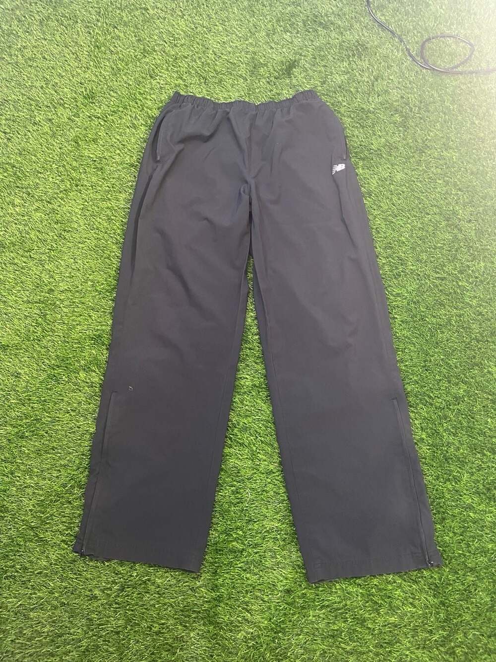 New Balance Men's Black Athletic Track Pants Large